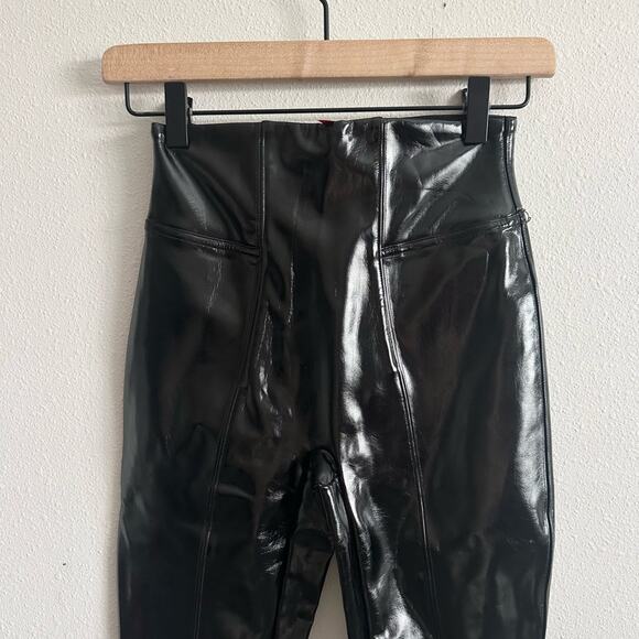 NEW Spanx Faux Patent Leather Leggings in Black Size XS - Picture 7 of 12